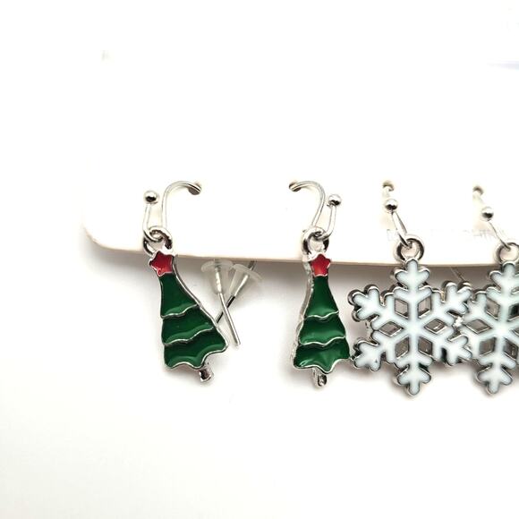 Holiday Christmas Fashion Earrings 3 Pair Tree Snowflake Wreath Gift Silver Tone - Picture 2 of 4